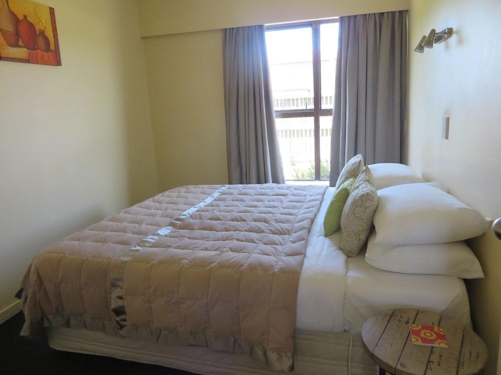 ביאנהיים Colonial Motel מראה חיצוני תמונה