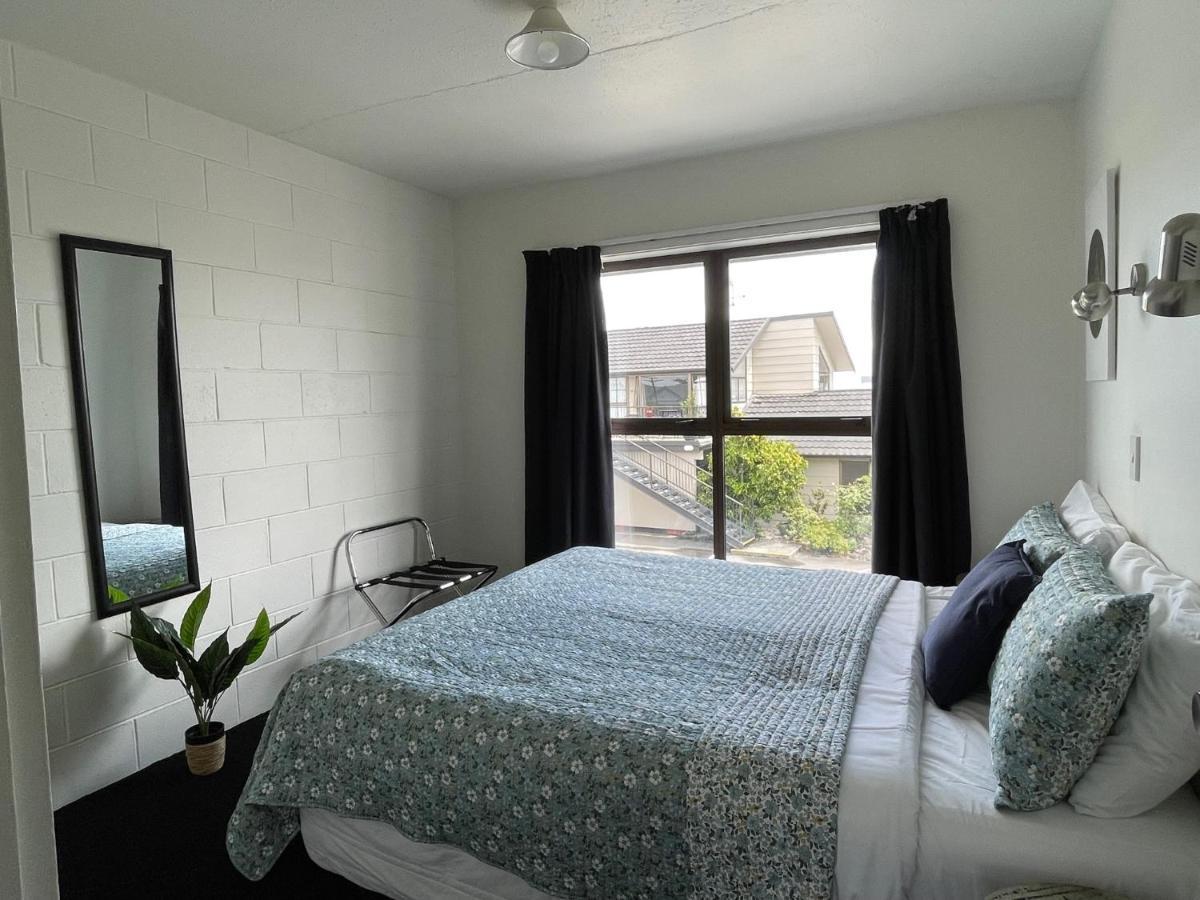 ביאנהיים Colonial Motel מראה חיצוני תמונה